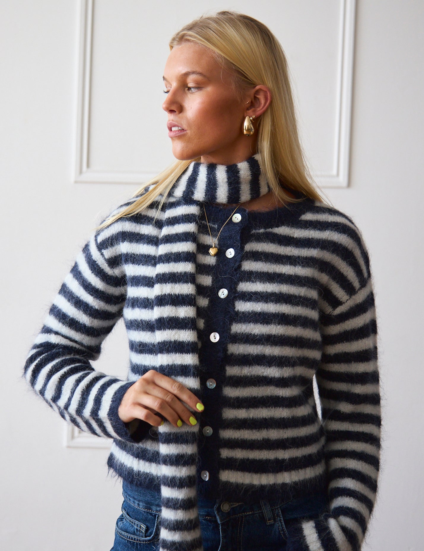 MINKA_DINK_DETAILS_EVIE_CARDIGAN_NAVY_STRIPE_3_b8049774-f693-4452-823d-6fb9a6491bdc.jpg