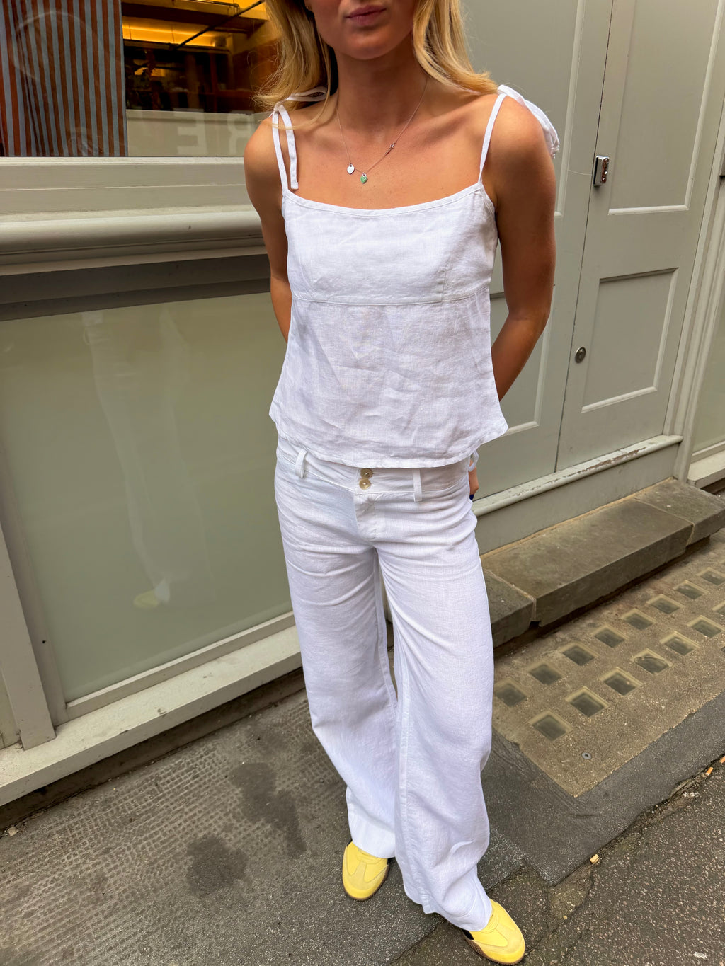 Arla Linen Trousers - White