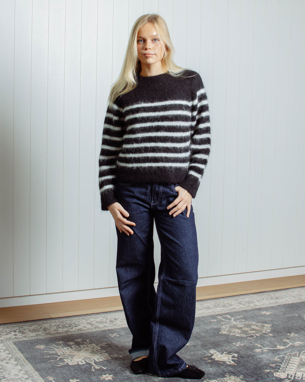 Cara Jumper - Black & White