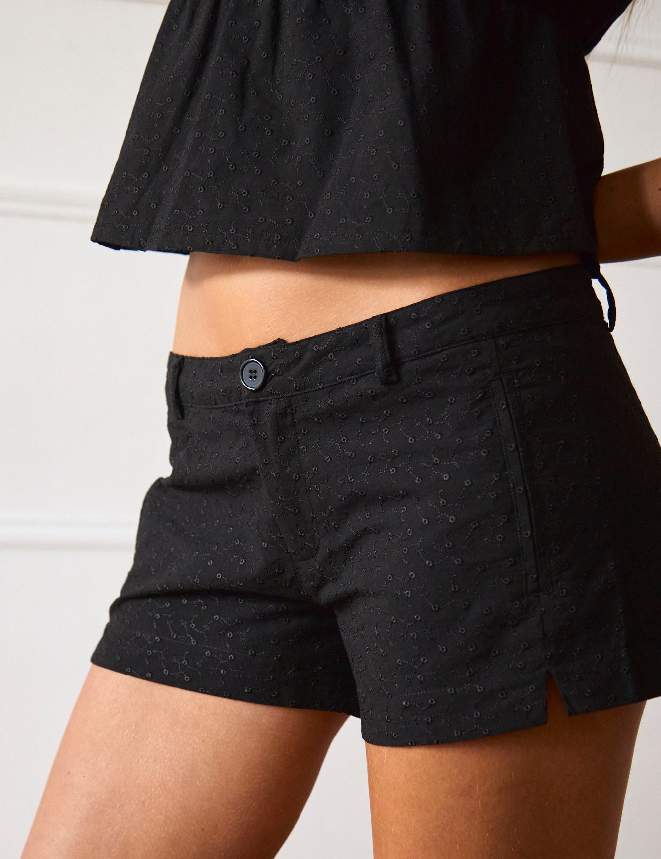 BLACK_MINI_SHORTS.jpg