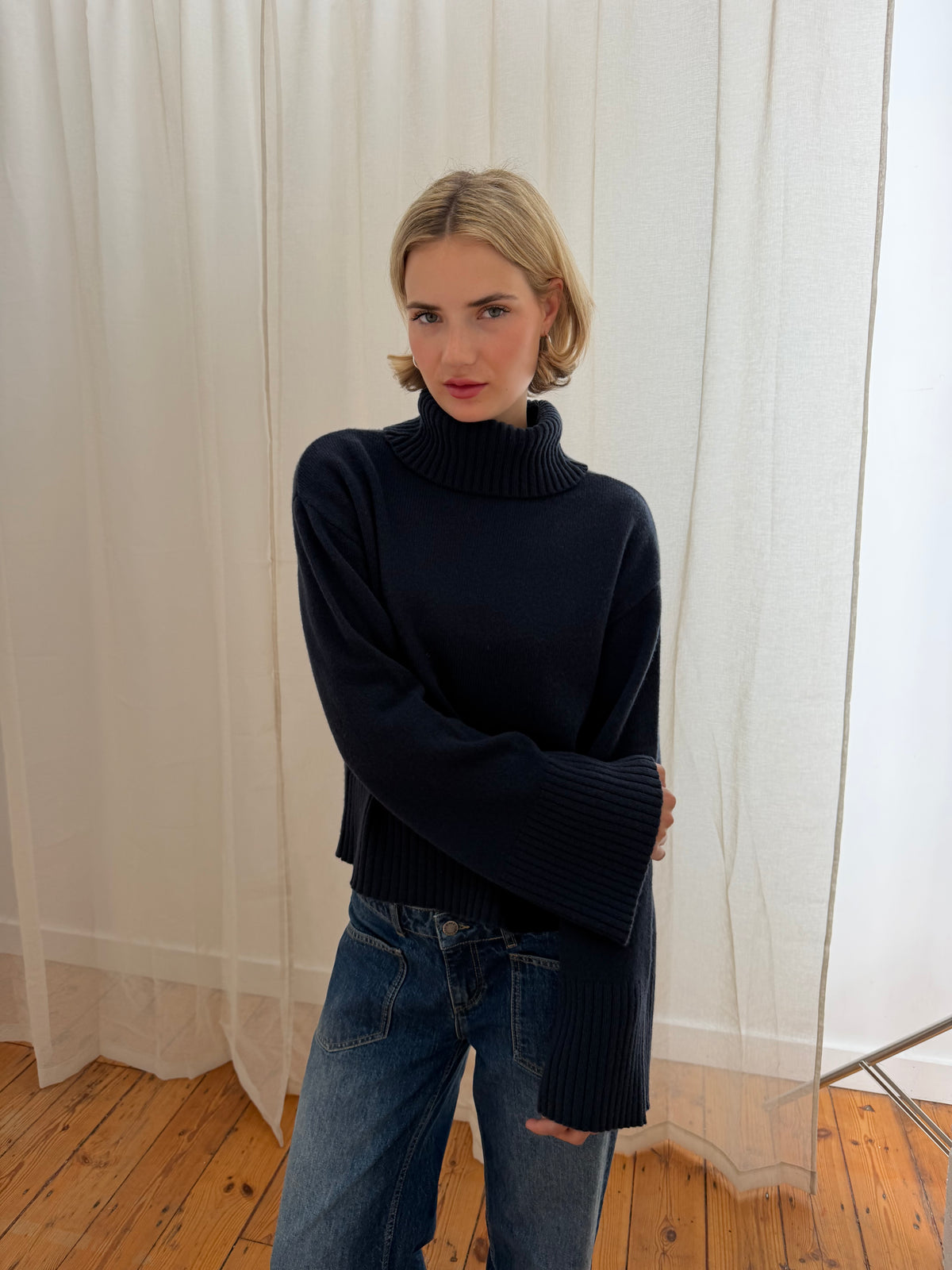 Thea Jumper - Navy