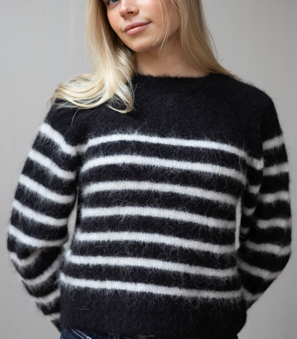 Cara Jumper - Black & White