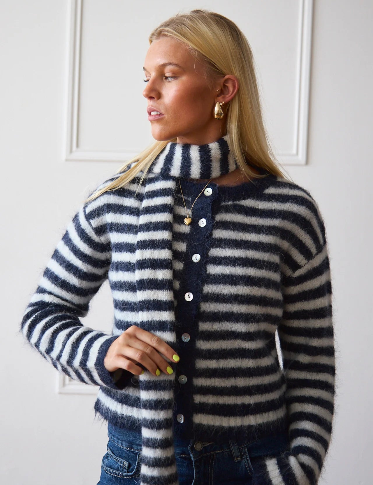 MINKA_DINK_DETAILS_EVIE_CARDIGAN_NAVY_STRIPE_3_b8049774-f693-4452-823d-6fb9a6491bdc.webp