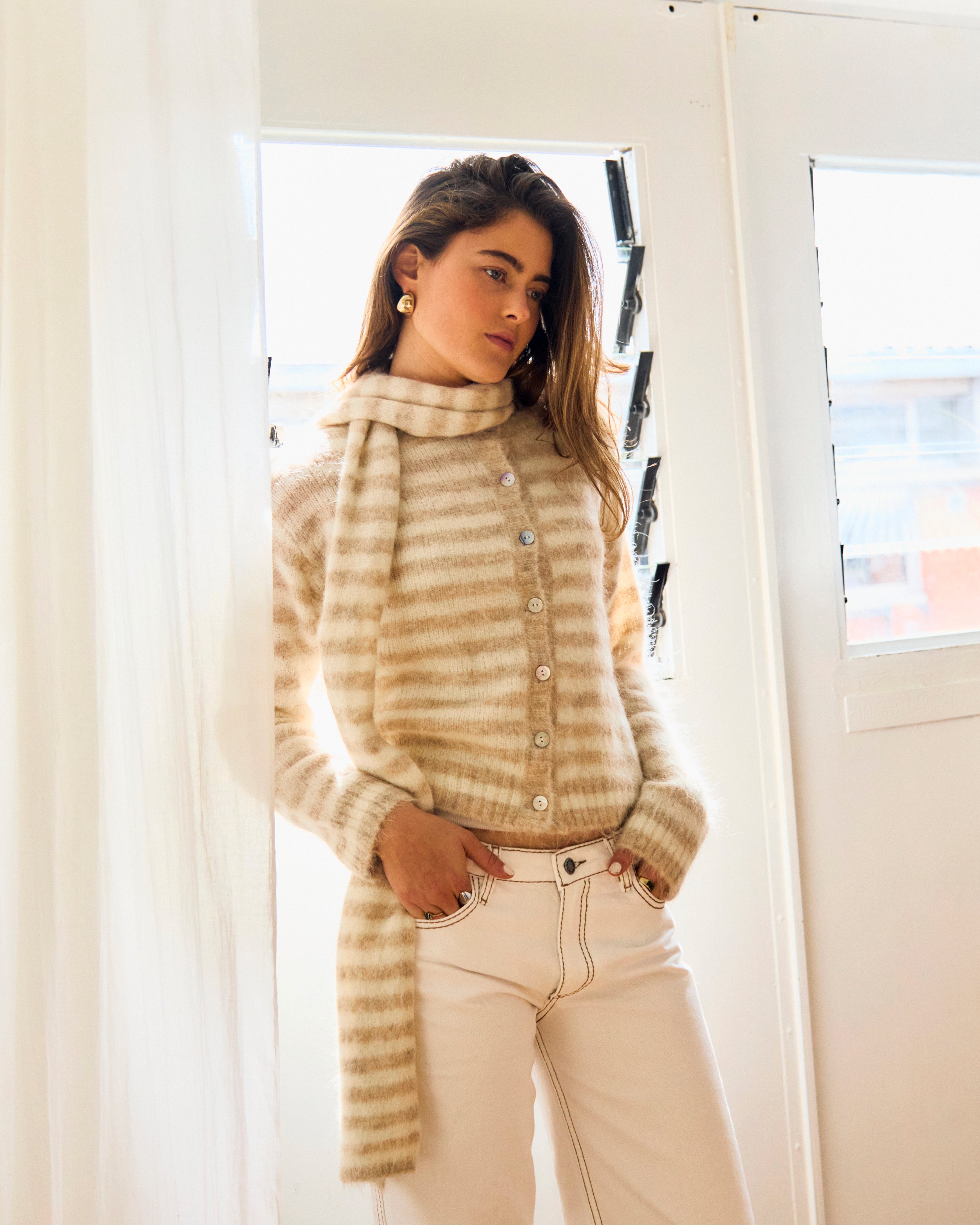 The Evie Cardigan - Beige Stripe