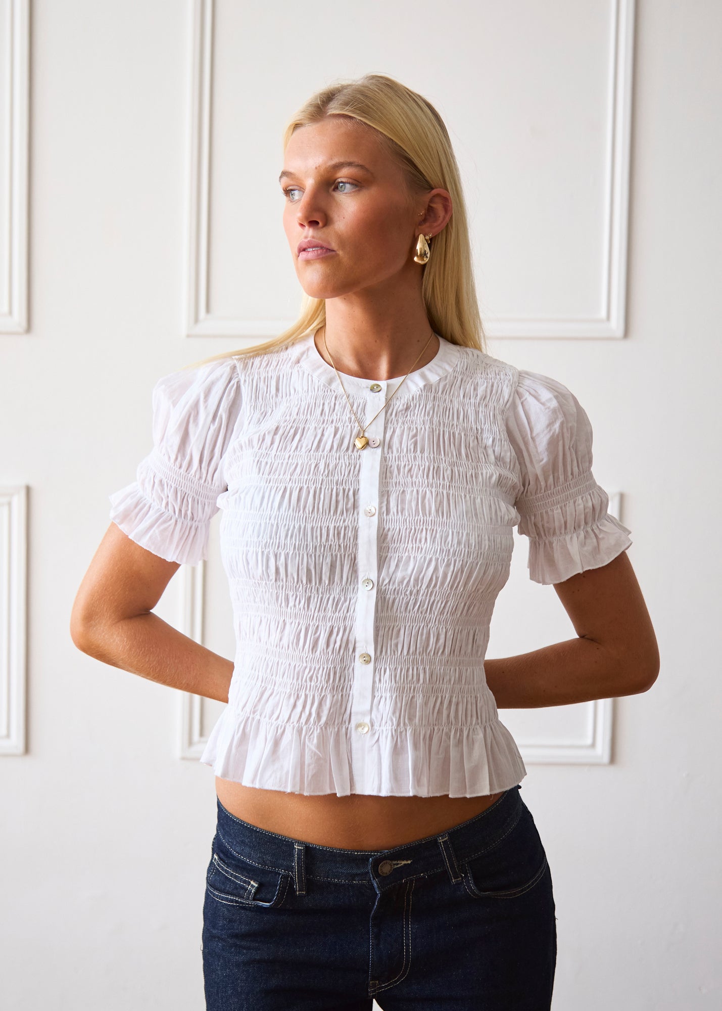 NEW_ESMEBLOUSE_WHITEDETAIL4.jpg