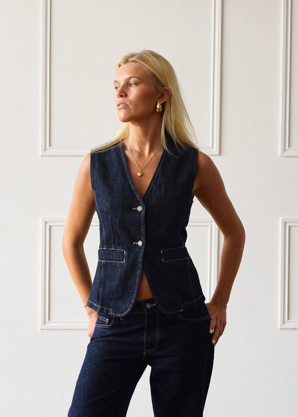 Hani Waistcoat - Dark Wash