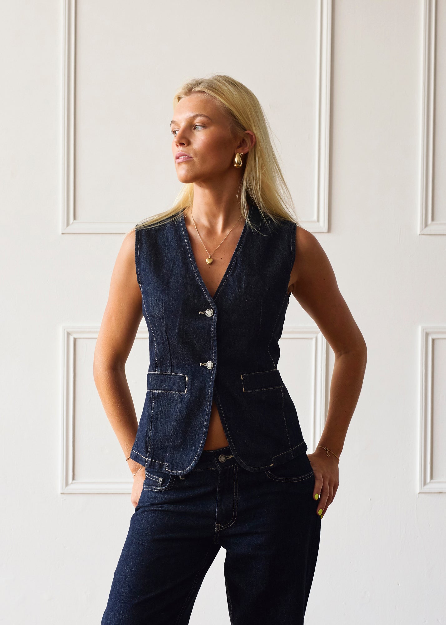 Hani Waistcoat - Dark Wash