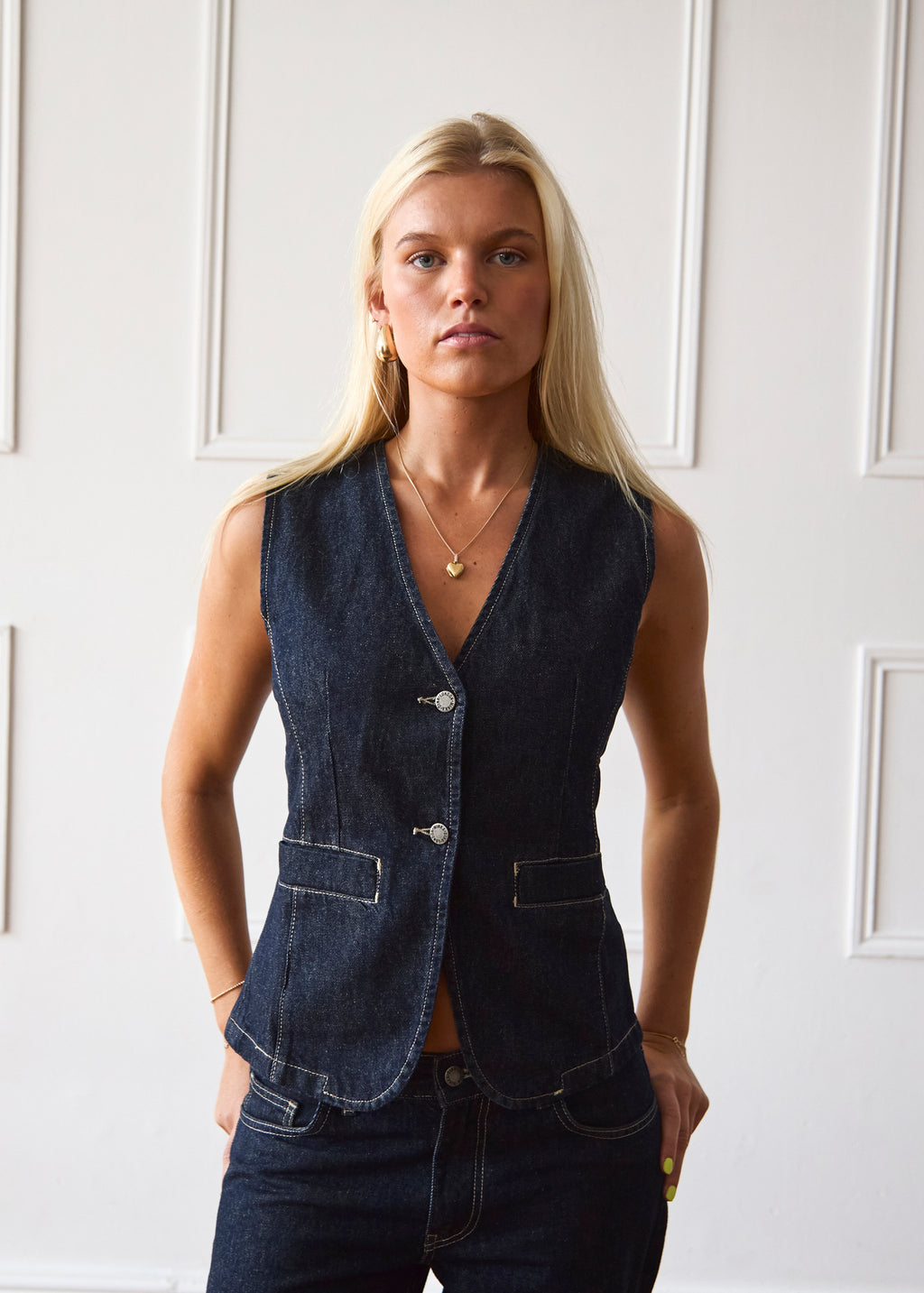 Hani Waistcoat - Dark Wash