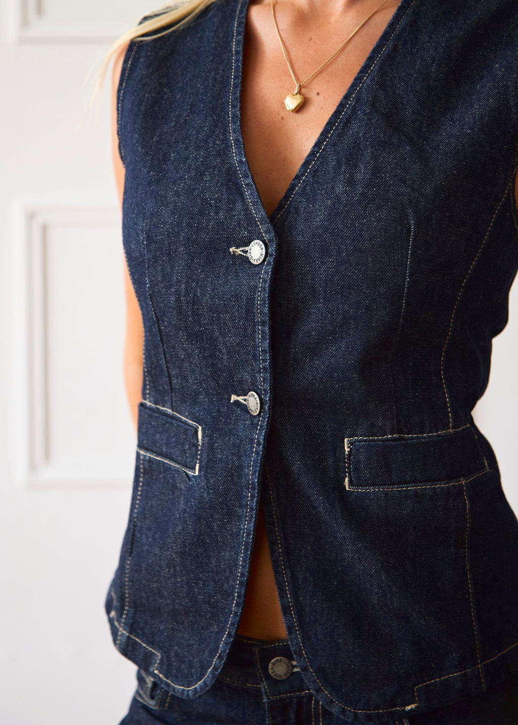 Hani Waistcoat - Dark Wash