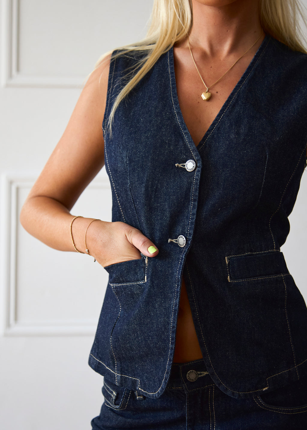 Hani Waistcoat - Dark Wash