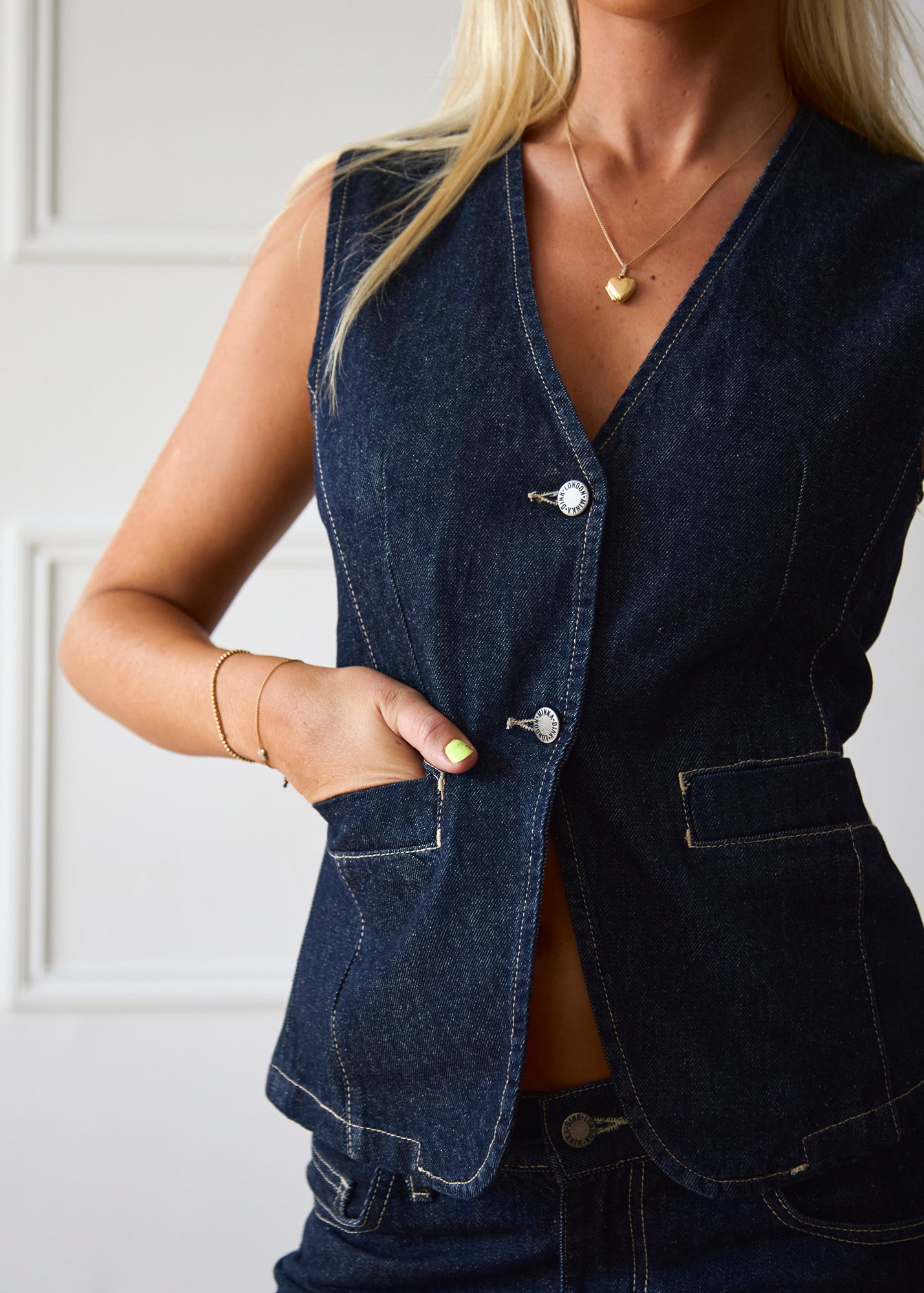 Hani Waistcoat - Dark Wash