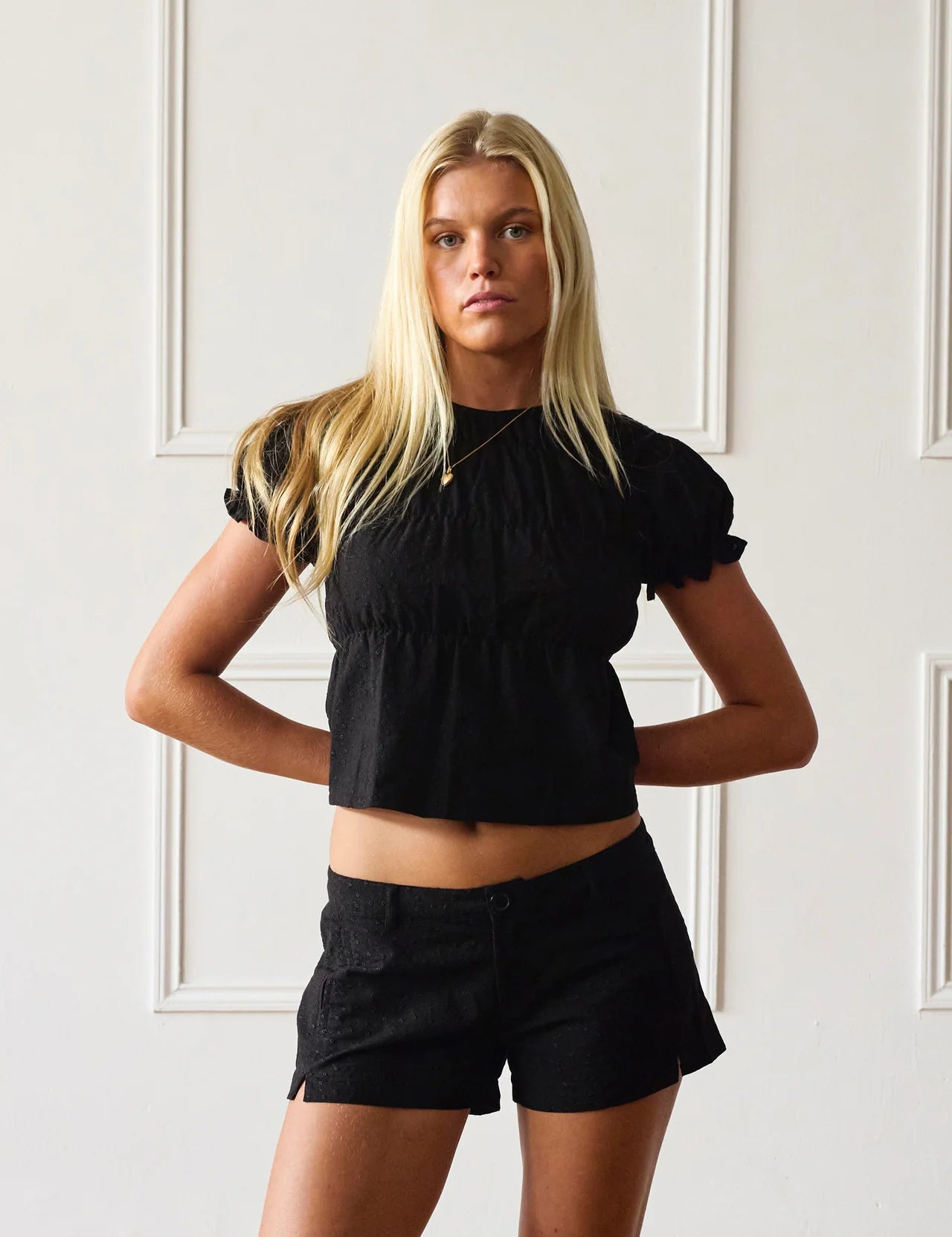 NEW_MINISHORTS_BLACK.webp