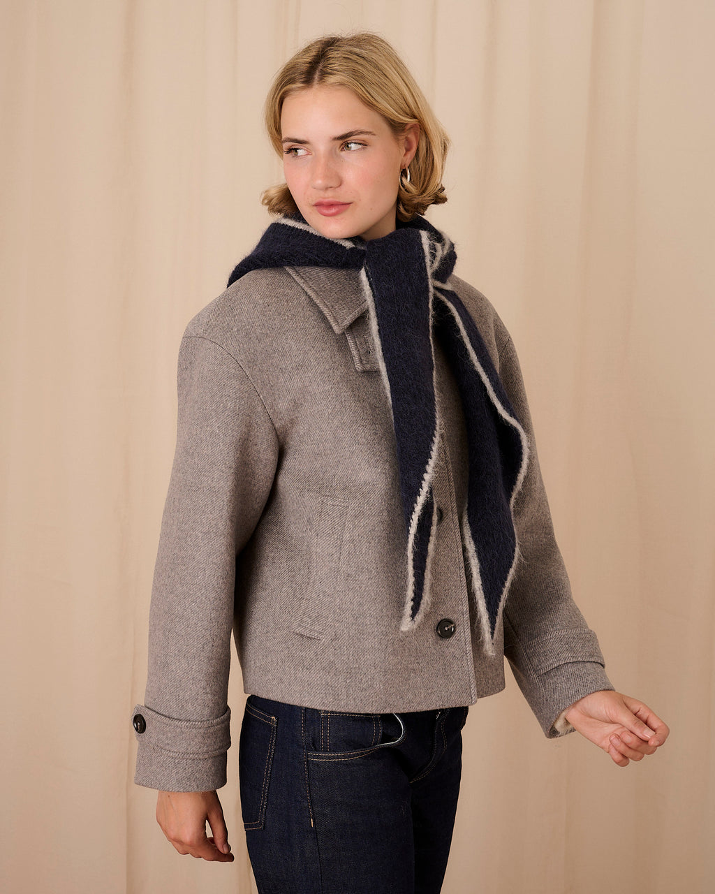 Knitted Hood - Navy