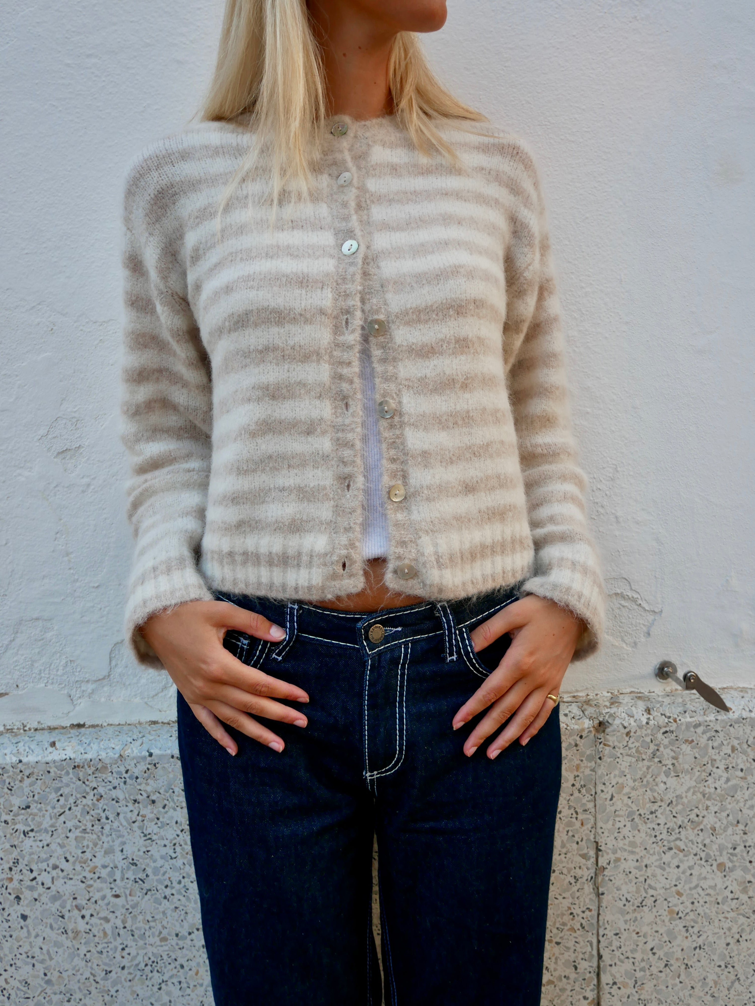 The Evie Cardigan - Beige Stripe