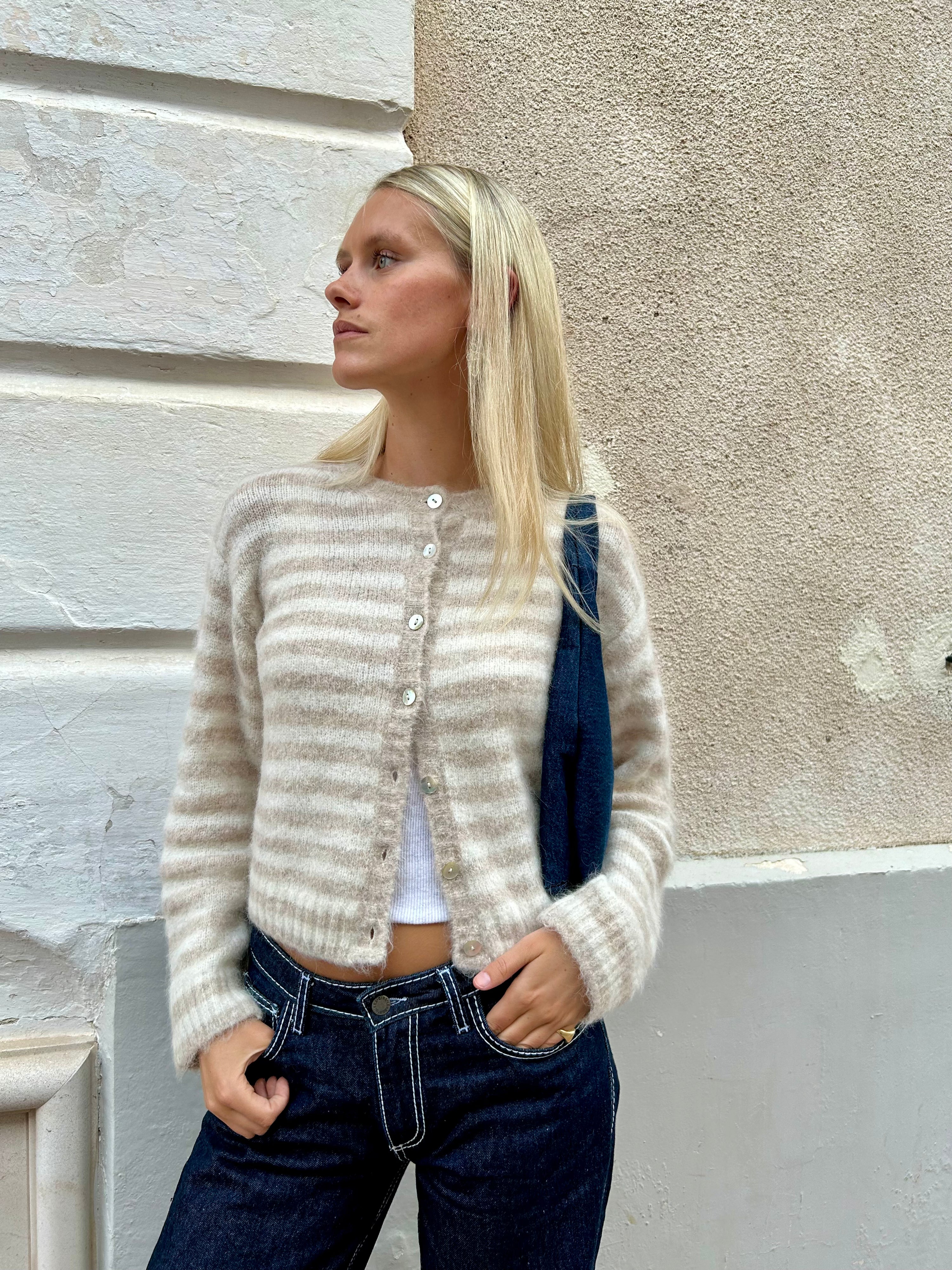 The Evie Cardigan - Beige Stripe